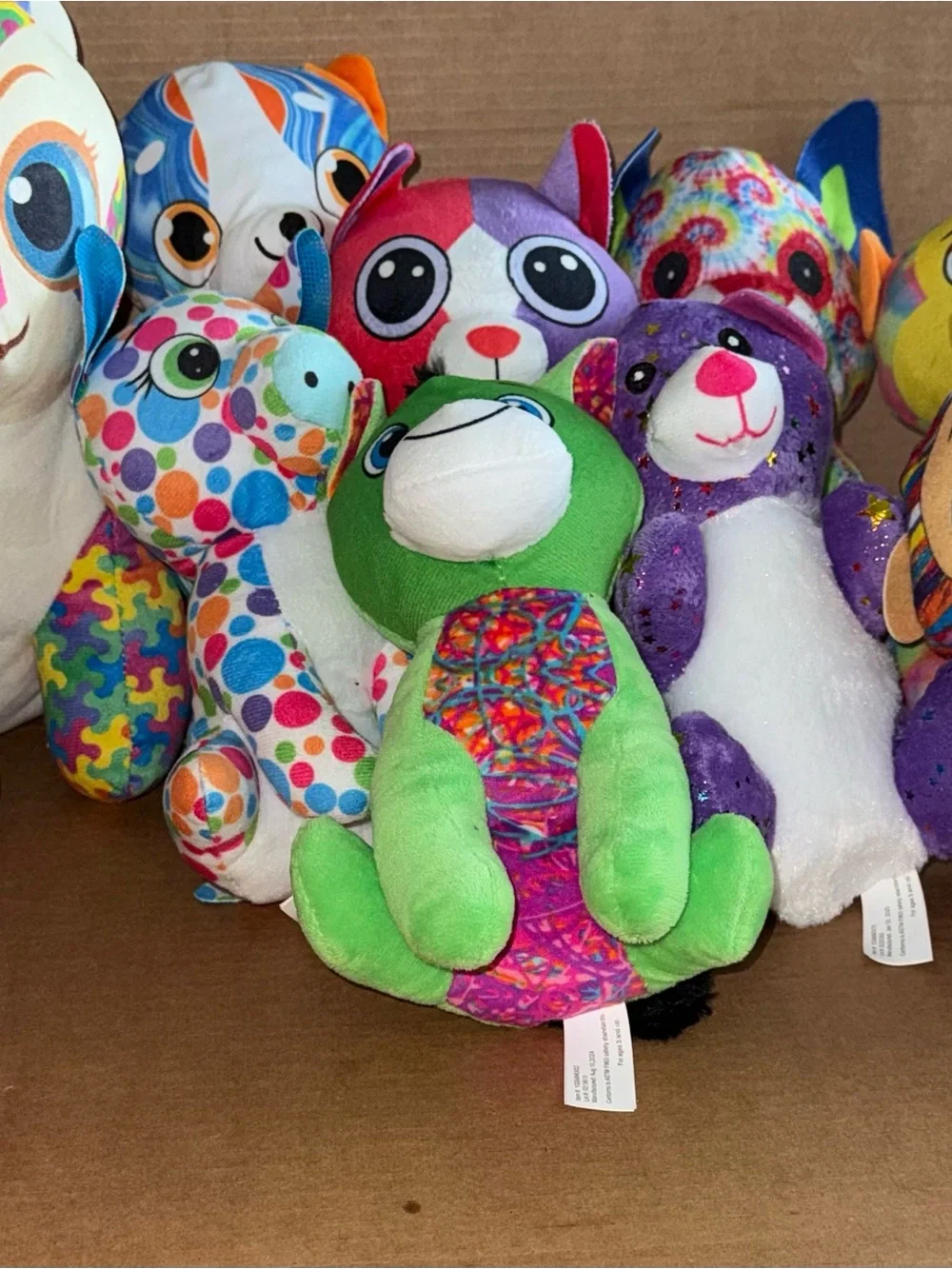 13 lightweight plush Cat Monkey Pig Lion 8” & 11” A28